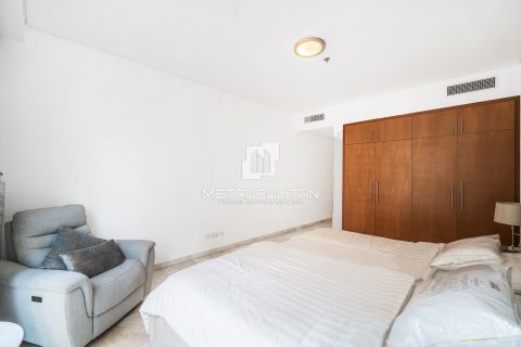 Apartment in Jumeirah Beach Residence, Dubai 2 bedrooms, 153 sq.m. № 73172 - photo 11