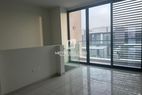 Townhouse in wasl gate, Dubai 3 bedrooms, 480 sq.m. № 73164 - photo 1