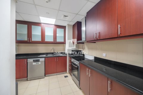 Apartment in Bahar, Jumeirah Beach Residence, Dubai 2 bedrooms, 135 sq.m. № 73170 - photo 6