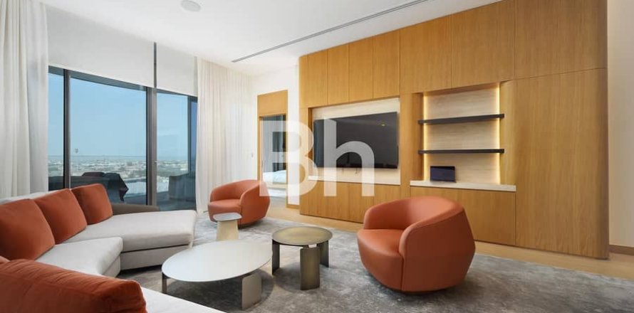 Apartment in Jumeirah, Dubai 3 bedrooms, 267 sq.m. № 56553