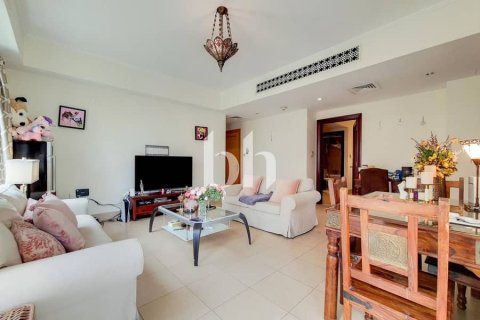 Apartment in Downtown Dubai (Downtown Burj Dubai), Dubai 1 bedroom, 91 sq.m. № 56556 - photo 3