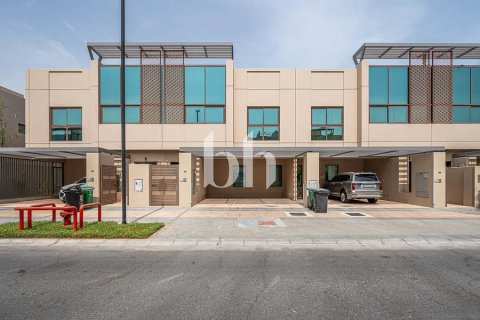 Adosado en Meydan, Dubai, 4 dormitorios, 357 m², № 56555 - foto 1