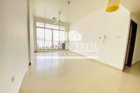 Apartment in Sobha Daffodil, Jumeirah Village Circle, Dubai 2 bedrooms, 123 sq.m. № 61209 - photo 2