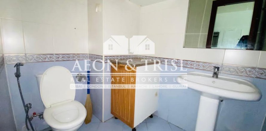 Apartment in Sobha Daffodil, Jumeirah Village Circle, Dubai 2 bedrooms, 123 sq.m. № 61209