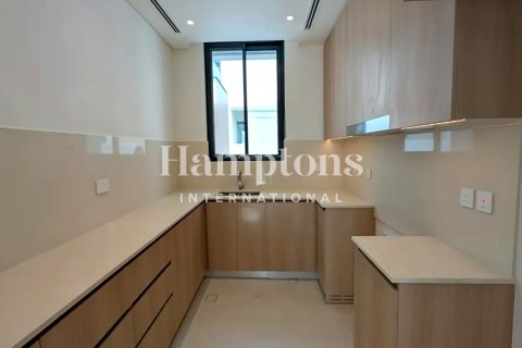 Villa in Arabian Ranches 3, Dubai 4 bedrooms, 380.62359100 sq.m. № 90801 - photo 2