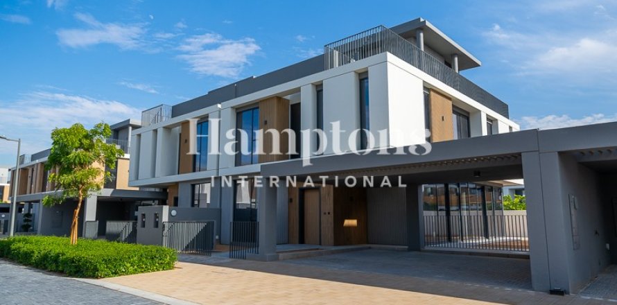 Villa in Arabian Ranches 3, Dubai 5 bedrooms, 420.014 sq.m. № 90797