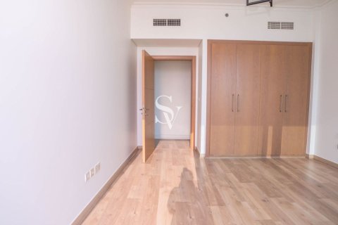 Apartment in Downtown Dubai (Downtown Burj Dubai), Dubai 3 bedrooms, 191 sq.m. № 96706 - photo 24