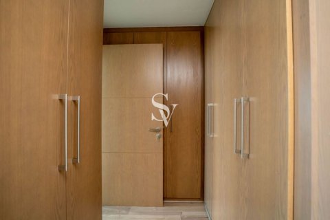 Apartment in Downtown Dubai (Downtown Burj Dubai), Dubai 3 bedrooms, 191 sq.m. № 96706 - photo 5