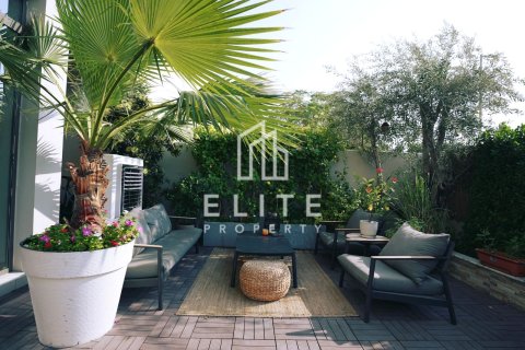 Купить квартиру в Дубае: 2 спальни, 170м², № 69920 - фото 16