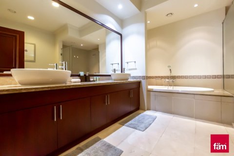 Appartement à Palm Jumeirah, Dubai, 3 chambres, 455.9 m², № 96522 - photo 19