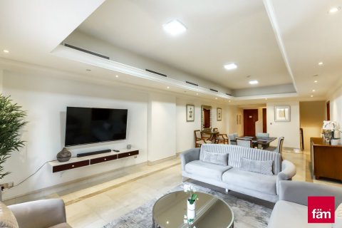 Appartement à Palm Jumeirah, Dubai, 3 chambres, 455.9 m², № 96522 - photo 2