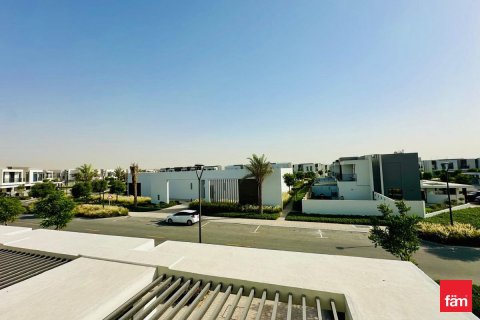 Villa en Dubai, 4 dormitorios, 300.7 m², № 23175 - foto 3