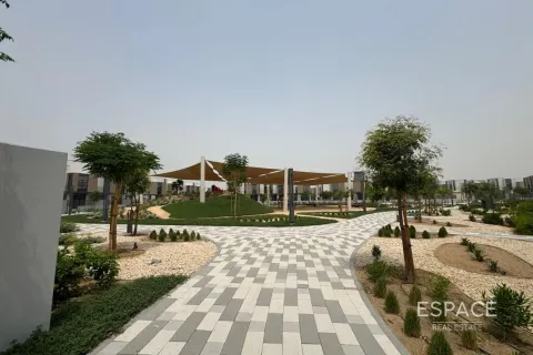 Купить виллу в Мудоне, Дубай: 3 спальни, 206м², № 61860 - фото 14