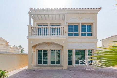 Villa en Jumeirah Village Triangle, Dubai, 2 dormitorios, 250 m², № 61872 - foto 18