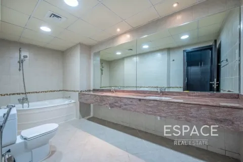 Купить квартиру в Дубай Марине, Дубай: 2 спальни, 163м², № 61873 - фото 10