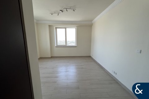 Apartment in Emaar 6 Towers, Dubai Marina, Dubai 4 bedrooms, 270 sq.m. № 98817 - photo 24