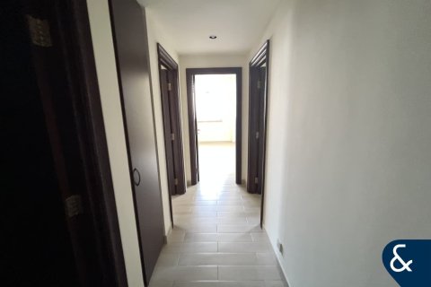 Apartment in Emaar 6 Towers, Dubai Marina, Dubai 4 bedrooms, 270 sq.m. № 98817 - photo 17