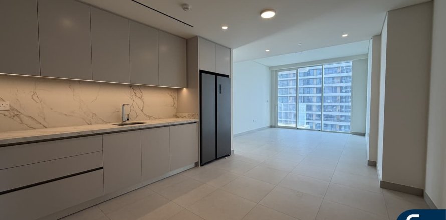 Apartment in EMAAR Beachfront, Dubai Harbour, Dubai 2 bedrooms, 113 sq.m. № 98840