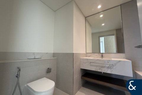 Apartment in EMAAR Beachfront, Dubai Harbour, Dubai 2 bedrooms, 113 sq.m. № 98840 - photo 18