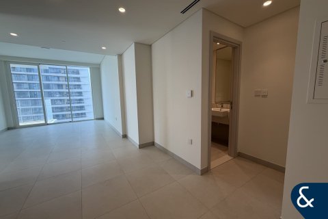 Apartment in EMAAR Beachfront, Dubai Harbour, Dubai 2 bedrooms, 113 sq.m. № 98840 - photo 3