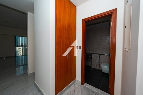 Снять в аренду квартиру в Central Park Tower, DIFC, Дубай: 1 спальня, 104.7м², № 51016 - фото 15