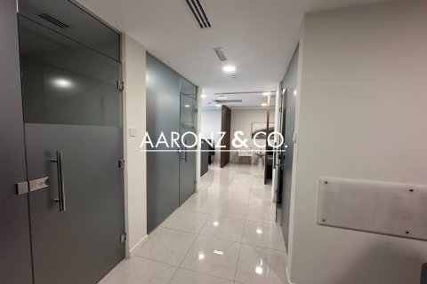Office in Business Bay, Dubai 110 sq.m. № 51020 - photo 5