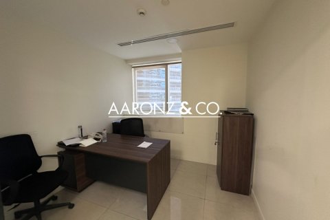 Office in Business Bay, Dubai 110 sq.m. № 51020 - photo 9