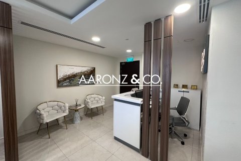 Office in Business Bay, Dubai 110 sq.m. № 51020 - photo 7