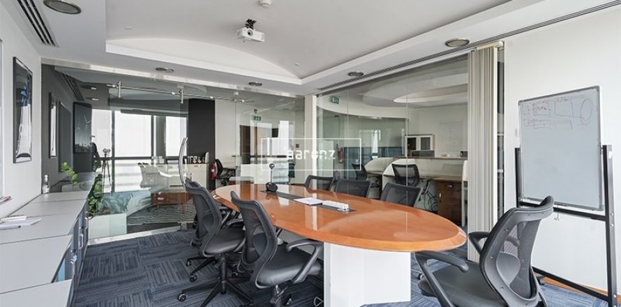 Office in Jumeirah Lake Towers, Dubai 96.9 sq.m. № 51021