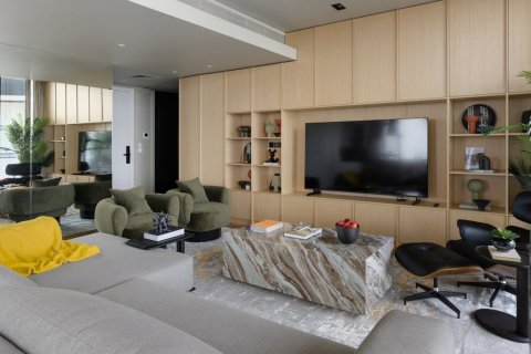 Apartment in BLUEWATERS RESIDENCES in Bluewaters Residences, Bluewaters, Dubai 4 bedrooms, 235 sq.m. № 31367 - photo 1