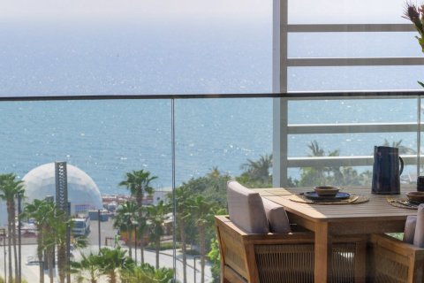 Apartment in BLUEWATERS RESIDENCES in Bluewaters Residences, Bluewaters, Dubai 4 bedrooms, 235 sq.m. № 31367 - photo 8