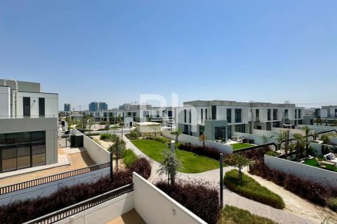 Снять в аренду таунхаус в Al Furjan, Дубай: 4 спальни, 339м², № 22162 - фото 1