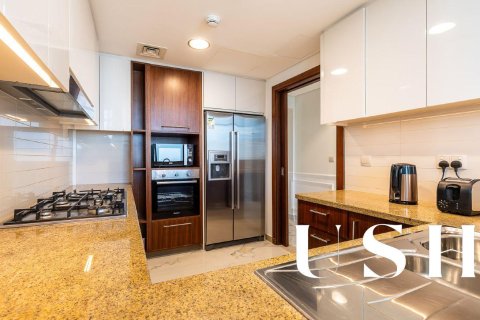 Apartamento en Burj Vista, Downtown Dubai (Downtown Burj Dubai), Dubai, 3 dormitorios, 169 m², № 46720 - foto 5