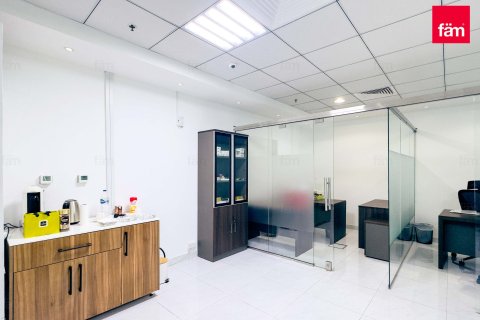 Oficina en Business Bay, Dubai, 107.6 m², № 60610 - foto 7