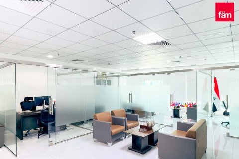 Oficina en Business Bay, Dubai, 107.6 m², № 60610 - foto 3