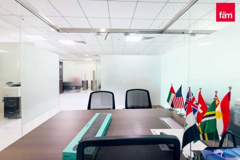 Oficina en Business Bay, Dubai, 107.6 m², № 60610 - foto 12
