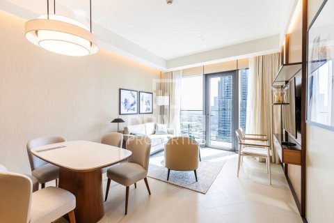 Appartement à The Address Residences Dubai Opera, Downtown Dubai (Downtown Burj Dubai), Dubai, 2 chambres, 112.23 m², № 126528 - photo 3