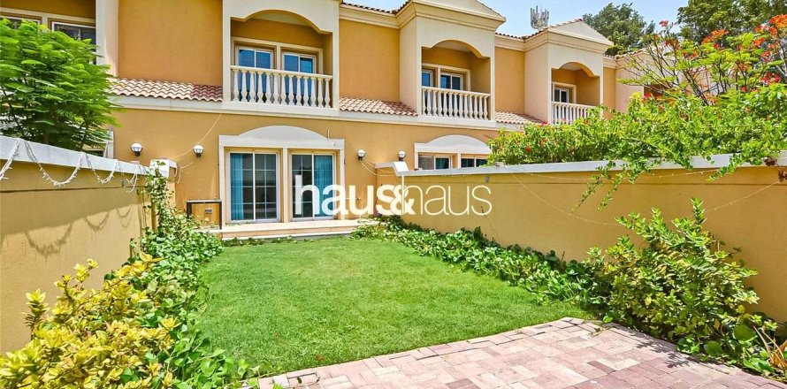 Adosado en Jumeirah Village Triangle, Dubai, 1 dormitorio, 152 m², № 43581