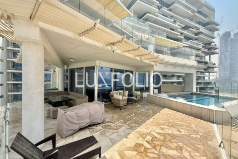 Apartment in FIVE Palm Jumeirah, Palm Jumeirah, Dubai 3 bedrooms, 452 sq.m. № 46067 - photo 11