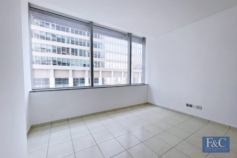 Apartment in DIFC, Dubai 2 bedrooms, 139 sq.m. № 103842 - photo 12
