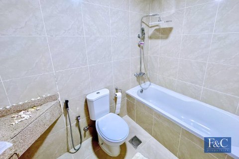 Apartment in Marina Crown, Dubai Marina, Dubai 2 bedrooms, 135 sq.m. № 103845 - photo 12
