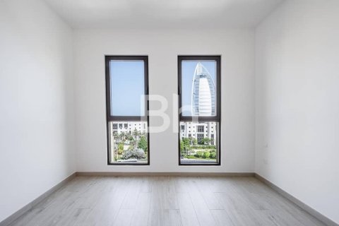 Снять в аренду квартиру в Умм-Сукейме, Дубай: 3 спальни, 174м², № 57368 - фото 12