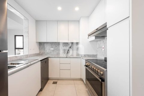 Снять в аренду квартиру в Умм-Сукейме, Дубай: 3 спальни, 174м², № 57368 - фото 15
