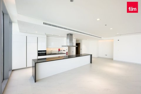 Apartment in Dubai 4 bedrooms, 388.5 sq.m. № 10368 - photo 6