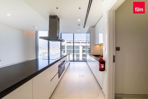 Apartment in Dubai 4 bedrooms, 388.5 sq.m. № 10368 - photo 7