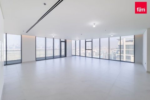 Apartment in Dubai 4 bedrooms, 388.5 sq.m. № 10368 - photo 3