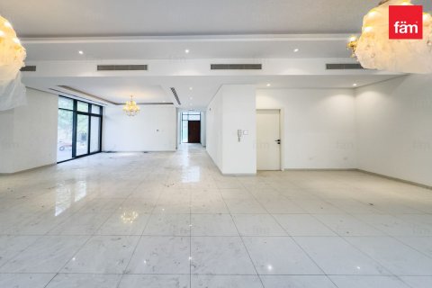 فيلا في دبي 5 غرف نوم , 685.8 م² رقم 71537 - صورة 9