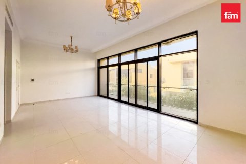 فيلا في دبي 5 غرف نوم , 685.8 م² رقم 71537 - صورة 17