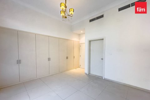 فيلا في دبي 5 غرف نوم , 685.8 م² رقم 71537 - صورة 18