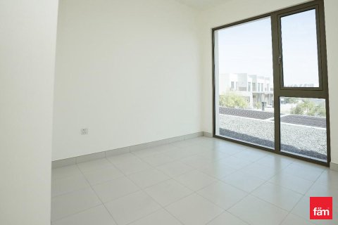 Villa in Dubai 3 bedrooms, 129.9 sq.m. № 71536 - photo 2